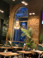 Cafe Noche Y Dia Logrono inside