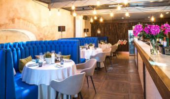 Piazza Italiana Comida