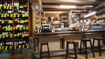 Bodega Casas food