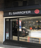 El Garrofer outside