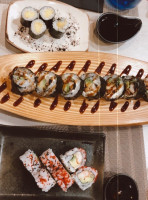Tsuki Sushi inside