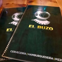 El Buzo food