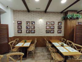 Restaurante Rincón De Chico Medina inside