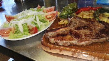 Parrilla Meson El Nogalo food