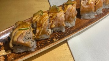 Aiko Sushi inside