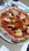 Paolo La Pizzeria food