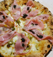 Nostra Pizza food