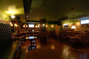 Cafe Dublin inside