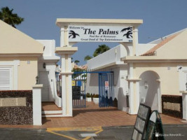 The Palms Pool Bar Restaurant food