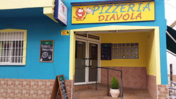 Pizzaria Diavola outside