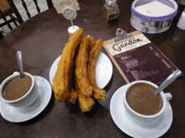Churreria Chocolateria Gardon food
