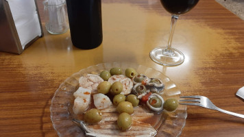 Bodega Casas food