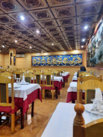 Palacio De Oriente food