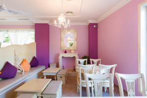Aromas Cafe Lounge inside