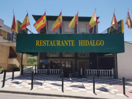 Hidalgo outside