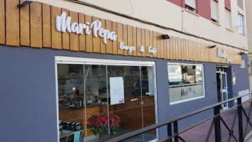 Burguer Cafe Maripepa outside