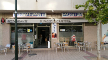 Cafeteria El Paseo food