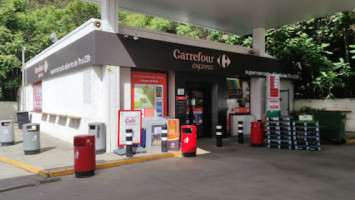 Gasolinera Cepsa outside
