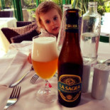 Tenis Rocamarina food