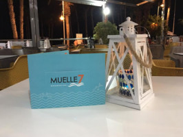 El Muelle outside