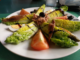 La Lola food