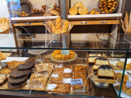 Panaderia Cafeteria Confiteria Bernal food