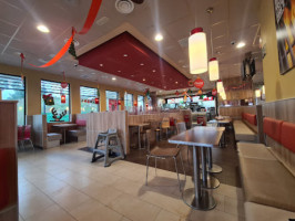 Burger King Arcos inside