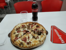 Telepizza Juan Calzada food