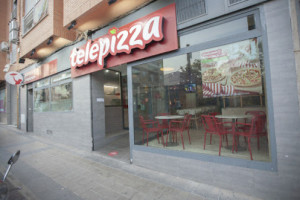 Paterna Telepizza inside