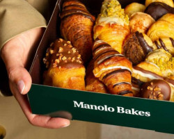 Manolo Bakes (C. Peñalver) food