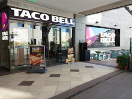Taco Bell Aqua outside