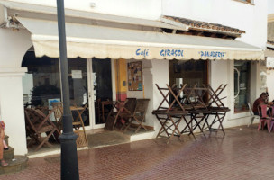 Cafe Girasol Panaderia inside