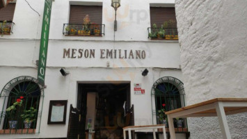 Mesón Emiliano food