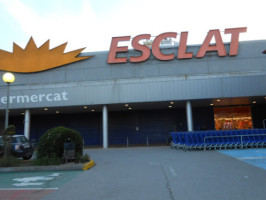 Cafeteria Esclat outside