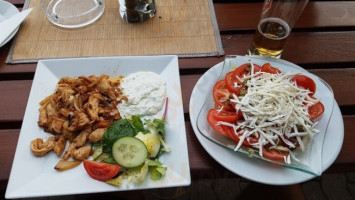 U Dvou Medvídků inside