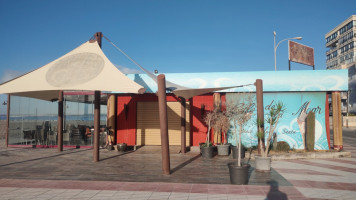 Cafe De La Mar Santa Pola outside