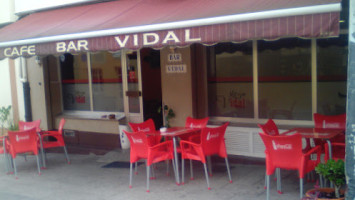 Meson Vidal outside