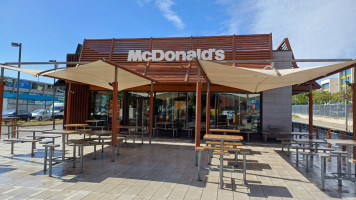 Mcdonald's Avenida De Los Poblados outside