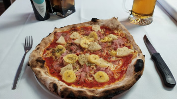 Pizzeria Piccola Italia food