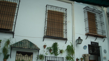 Los Patios inside