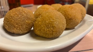 Croqueteria Ven Y Veras food