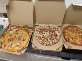 Domino's Pizza C/ Cordoba food