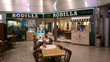 Rodilla Plaza De La Estacion inside