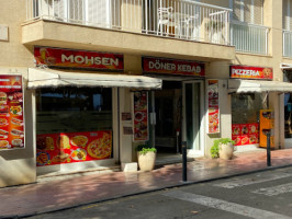 Mohsen Doener Kebab outside