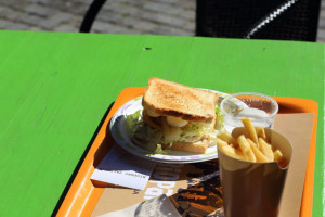 Zona Ndoki (bioparc Valencia) food