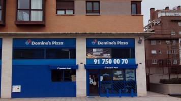 Domino's Pizza Isabel De Valois food