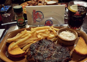 Foster's Hollywood food