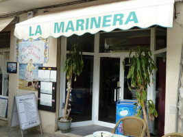 La Marinera inside