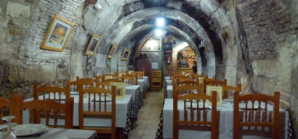 Bodega La Dama De Barro food