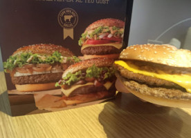 Mcdonald's Mataro Centre food